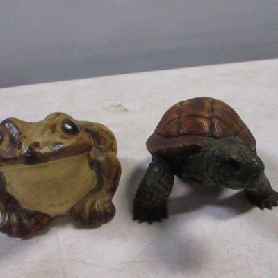 Lot 174 - Wooden - Ceramic - Animals