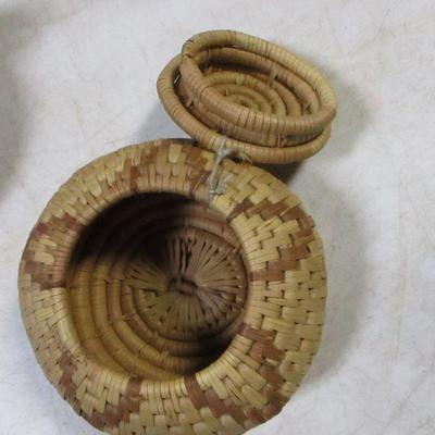 Lot 177 - Random Baskets