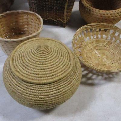 Lot 178 - Random Baskets
