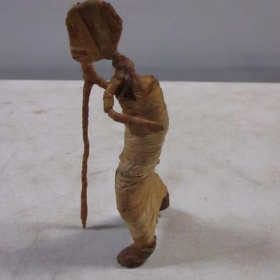 Lot 180 - Baskets & Woven Platters - Figures