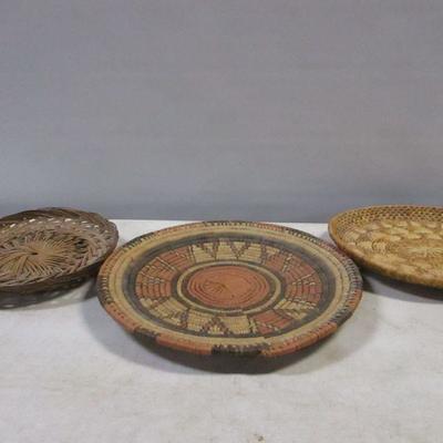 Lot 180 - Baskets & Woven Platters - Figures