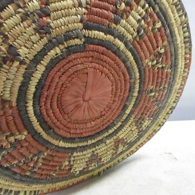 Lot 180 - Baskets & Woven Platters - Figures