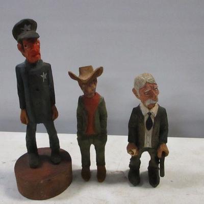 Lot 182 - Wooden Figures
