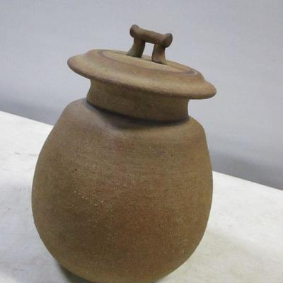 Lot 184 - Random Pottery Items