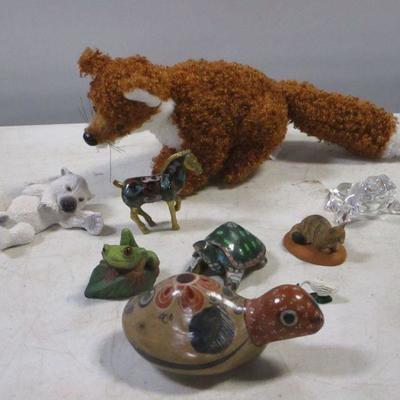 Lot 190 - Random Animal Trinkets