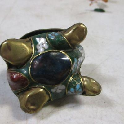 Lot 190 - Random Animal Trinkets