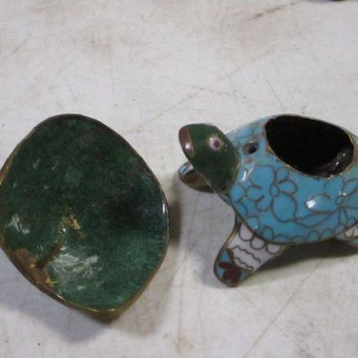 Lot 190 - Random Animal Trinkets