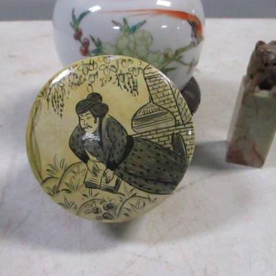 Lot 191 - Asian Style Home Decor Items