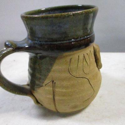 Lot 193 - Coffee Mugs Pottery Faces