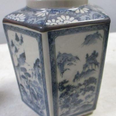 Lot 194 - Asian Style Items - Buddas