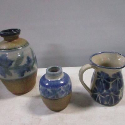 Lot 195 - Little Mountain Pottery