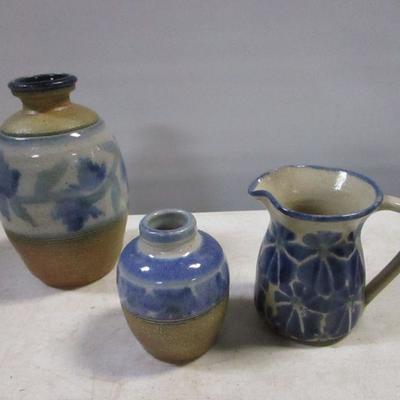 Lot 195 - Little Mountain Pottery