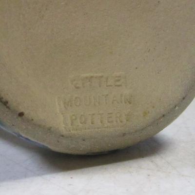 Lot 195 - Little Mountain Pottery