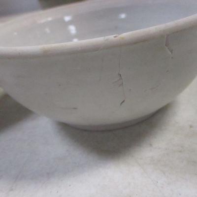 Lot 196 - Decorative Pottery Items