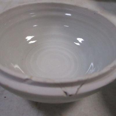 Lot 196 - Decorative Pottery Items