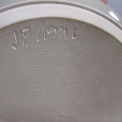 Lot 196 - Decorative Pottery Items