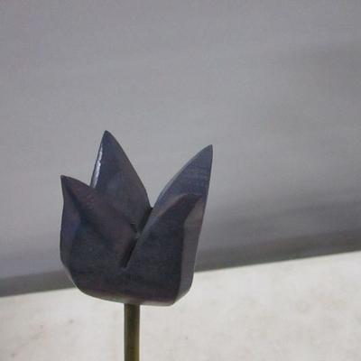 Lot 197 - Wooden Flowers