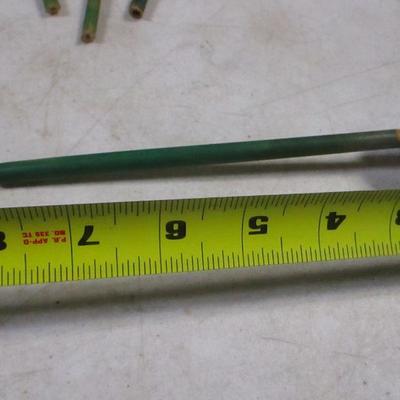 Lot 197 - Wooden Flowers