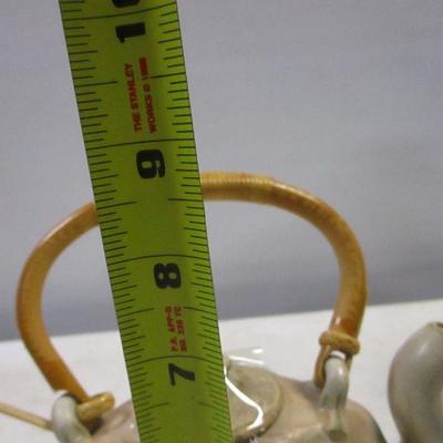 Lot 202 - Decorative Pottery Items