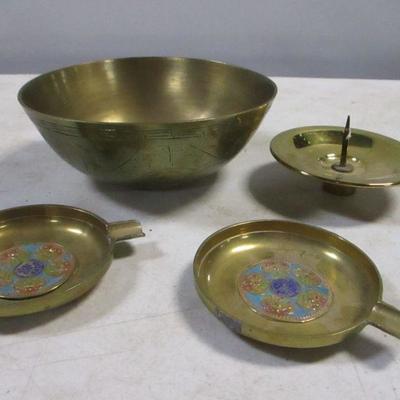 Lot 204 - Decorative Copper Items