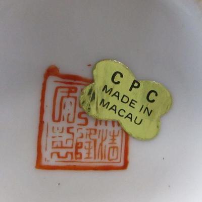 Lot 206 - Ginger Jar Made In Macau & Pottery Items