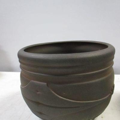 Lot 206 - Ginger Jar Made In Macau & Pottery Items