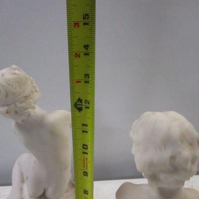 Lot 210 - Statues 