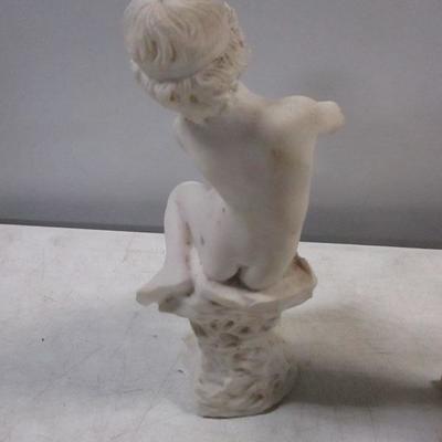 Lot 210 - Statues 