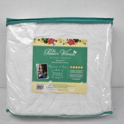 King Size Duvet Cover by The Pioneer Woman Ruched Chevron, White - New