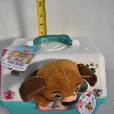 Doc McStuffins Pet Vet On the Go Pet Carrier - New