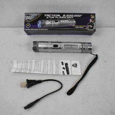 Tactical Stun Flashlight Self Protection - New
