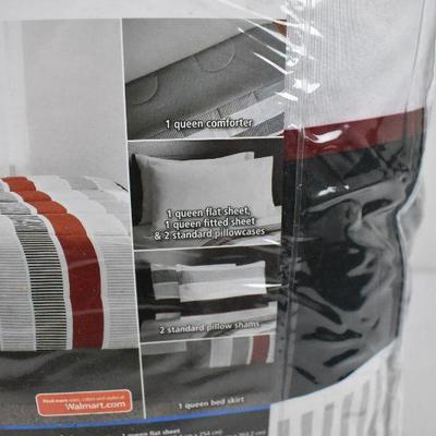 Mainstays Queen Complete Bedding Set, 8 Pieces , Red, Black & Gray Stripes - New