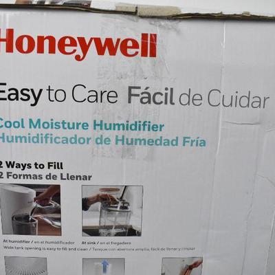 Honeywell Humidifier with 2 Ways to Fill - New, Open Box