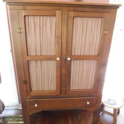 Solid Wood Pie Safe with Wire Front Doors 38