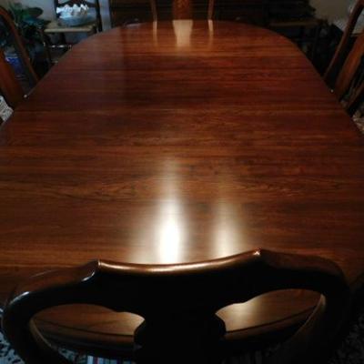 Solid Wood Pennsylvania House Dining Table with 6 Chairs and Two Leaves