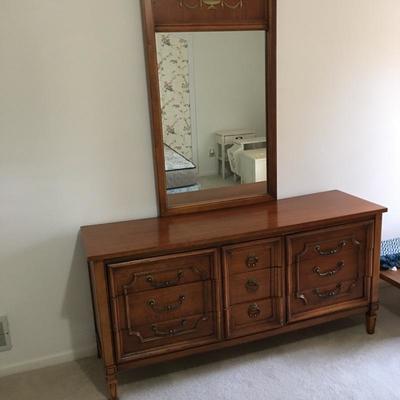 Lot 97 - Dresser & Mirror