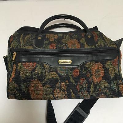 Lot 107 - Purses & More