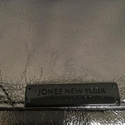 Lot 107 - Purses & More