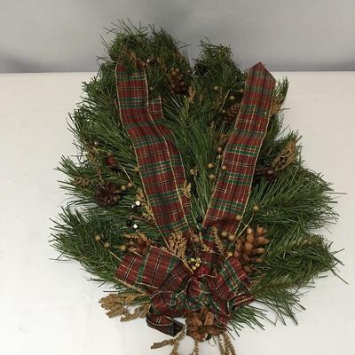 Lot 108 - Christmas, Christmas, Christmas 