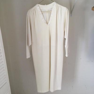Lot 110 - Ladies Formal Wear - sz10/12
