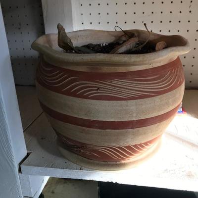 Lot 122- Flower Pots and Plants