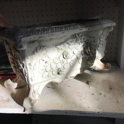 Lot 122- Flower Pots and Plants