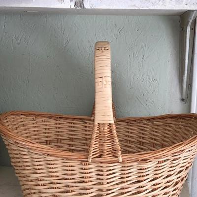 Lot 123- Baskets