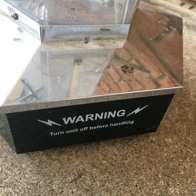  Lot 126 - Bird Bath & Feeders