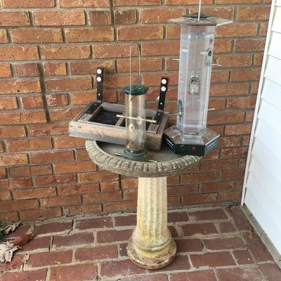  Lot 126 - Bird Bath & Feeders