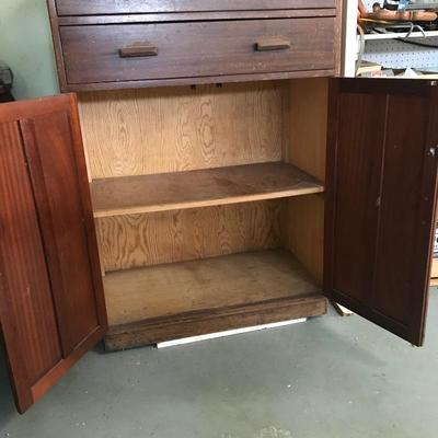 Lot 128 - Versatile Vintage Gomme Cabinet