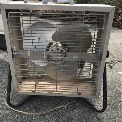 Lot 132 - Two Space Heaters
