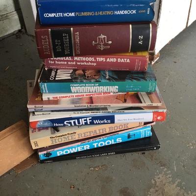 Loot 138- Lightbulbs, Nails, Ext. Cords, Home Repair Books and More!