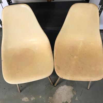 Lot 140 - Metal Shelf with Vintage Fiberglass Chairs
