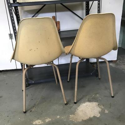 Lot 140 - Metal Shelf with Vintage Fiberglass Chairs